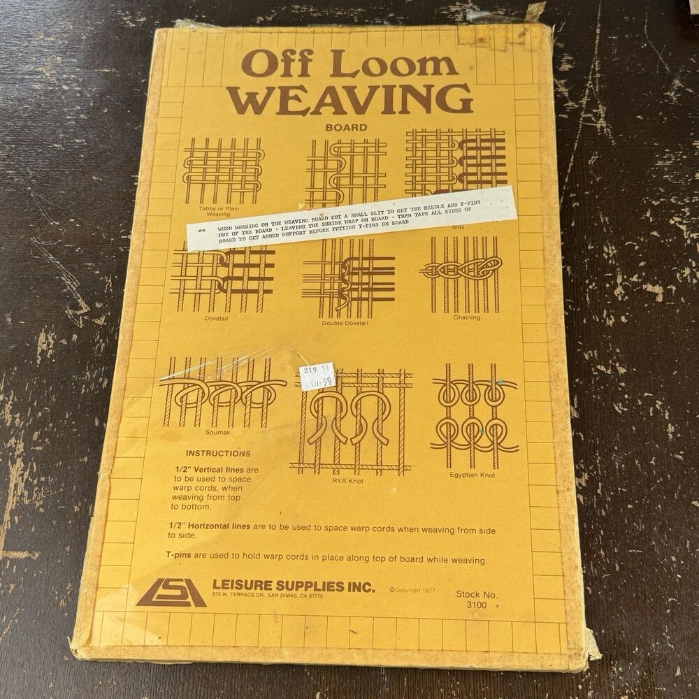 Vintage Off Loom Weaving Macrame Work Board 1977 Leisure Supplies Unopened 17x11